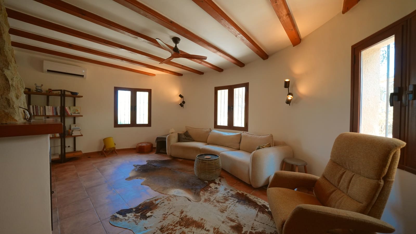 4 bedroom Finca/Country House for sale in Orba with pool garage - € 595,000 (Ref: 10004379)
