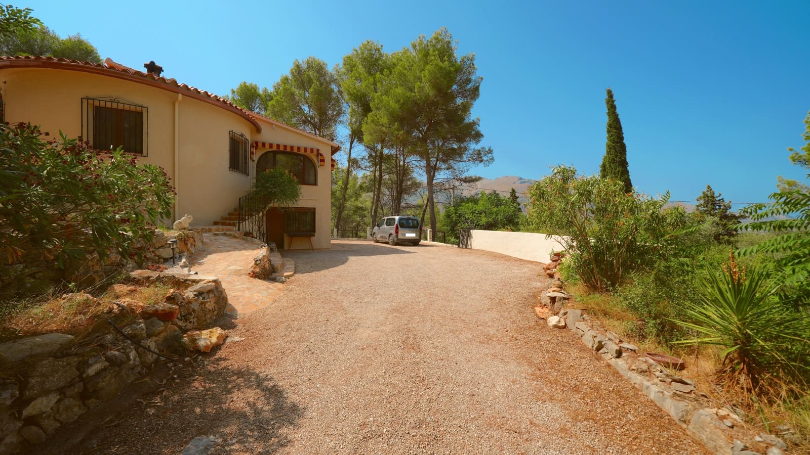 4 bedroom Finca/Country House for sale in Orba with pool garage - € 595,000 (Ref: 10004379)