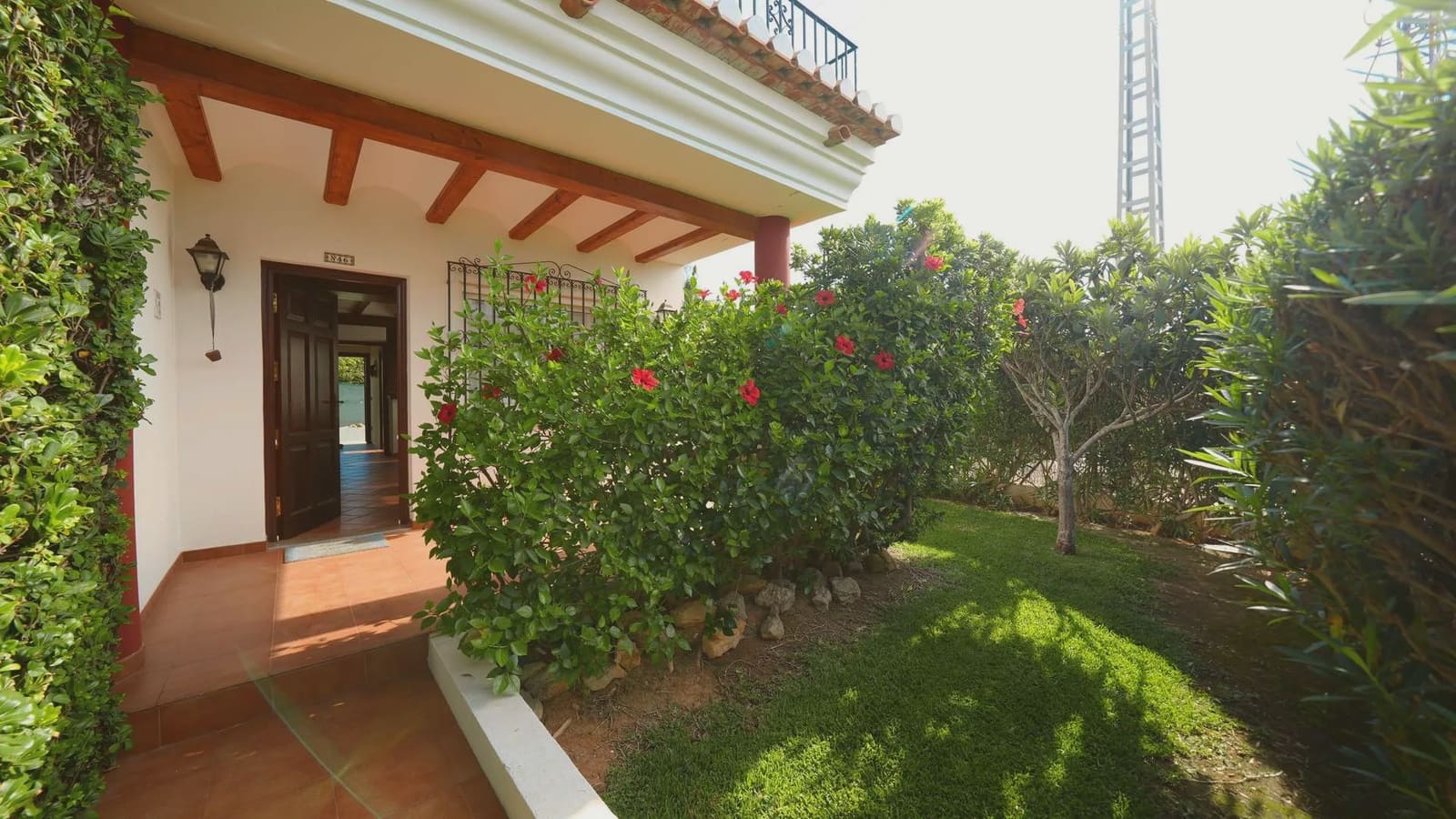 3 slaapkamer Huis te koop in Denia met zwembad - € 250.000 (Ref: 10021405)
