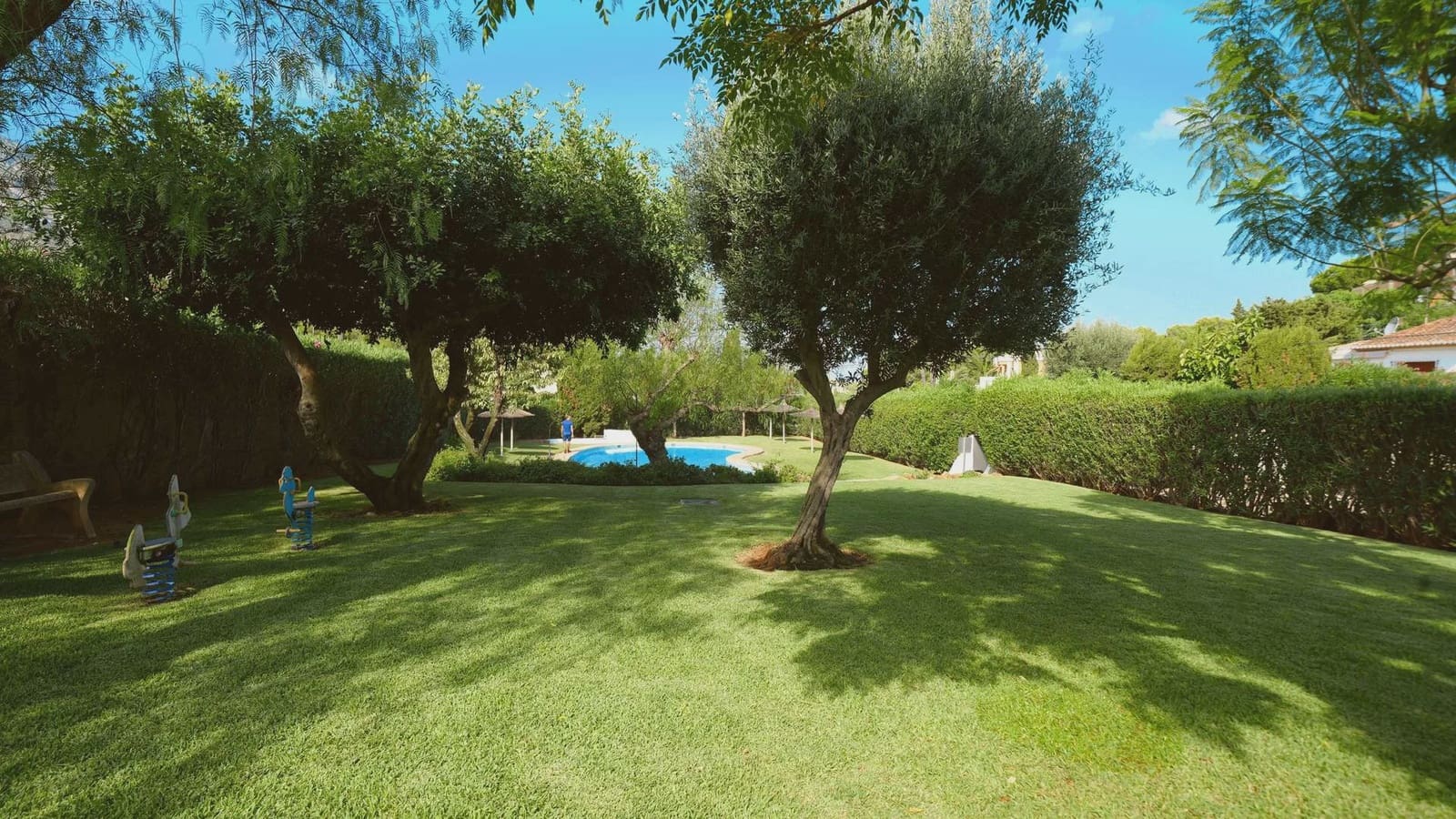 3 slaapkamer Huis te koop in Denia met zwembad - € 250.000 (Ref: 10021405)