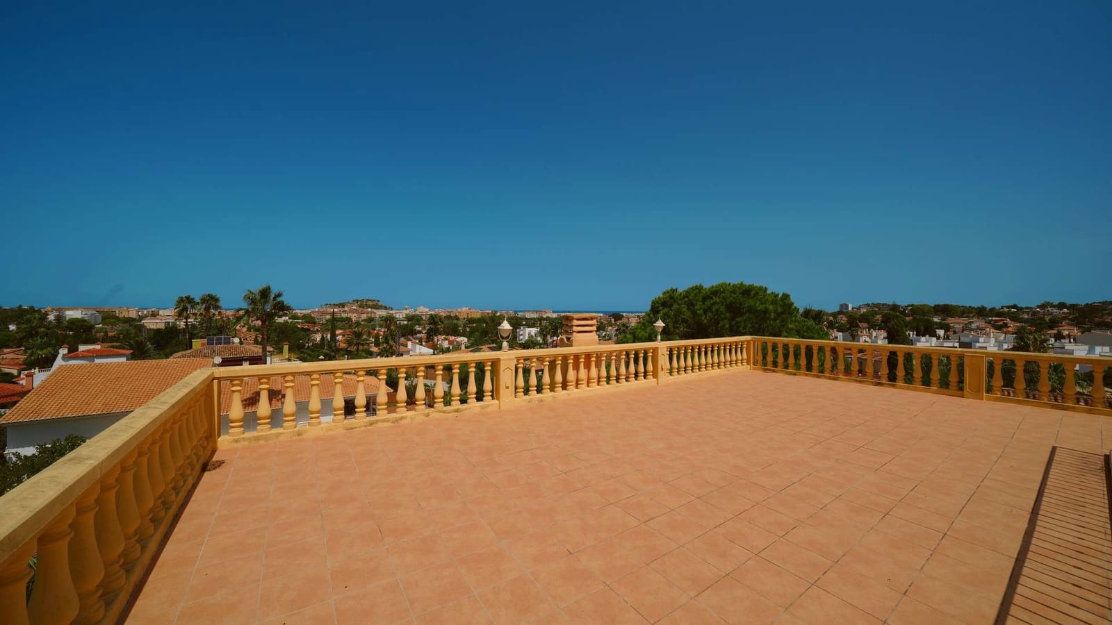 4 chambre Villa/Maison à vendre à Denia avec piscine - 895 000 € (Ref: 10038534)