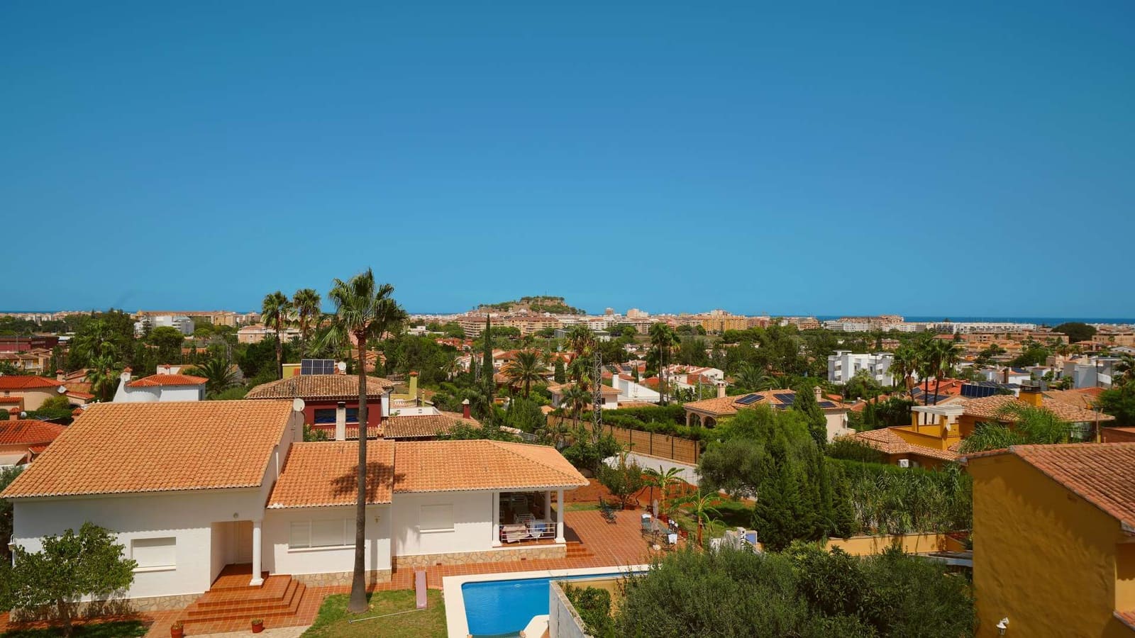 4 chambre Villa/Maison à vendre à Denia avec piscine - 895 000 € (Ref: 10038534)