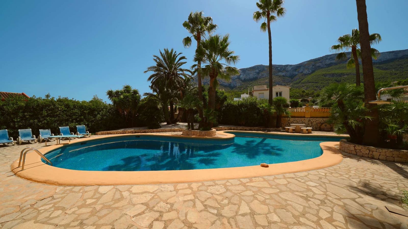 4 chambre Villa/Maison à vendre à Denia avec piscine - 895 000 € (Ref: 10038534)
