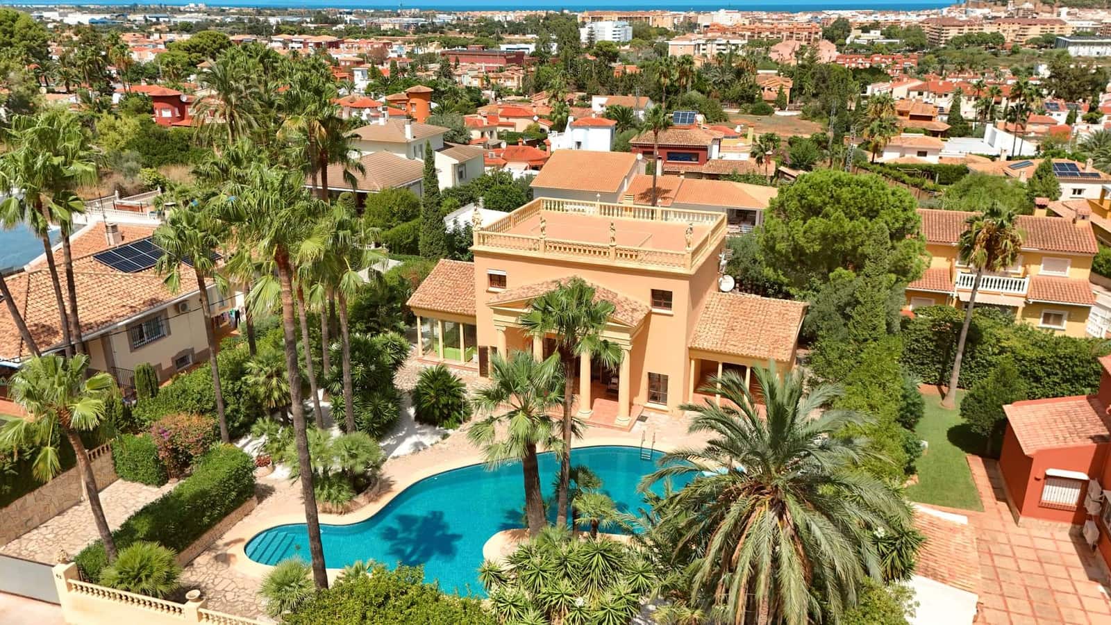 4 chambre Villa/Maison à vendre à Denia avec piscine - 895 000 € (Ref: 10038534)