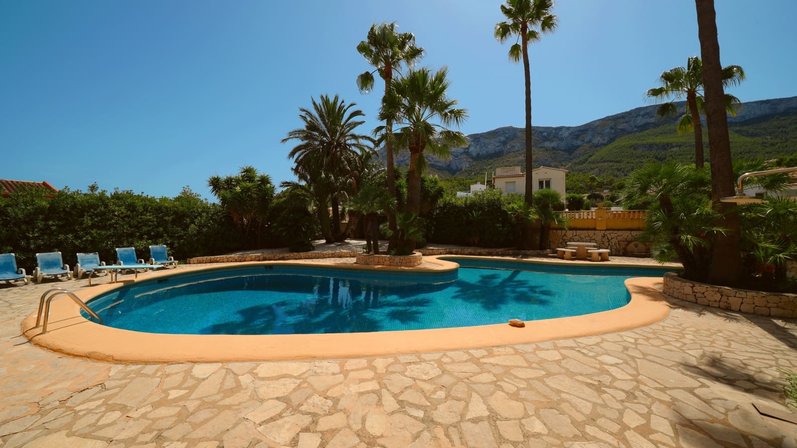 4 camera da letto Villa in vendita in Denia con piscina garage - 895.000 € (Rif: 10038534)