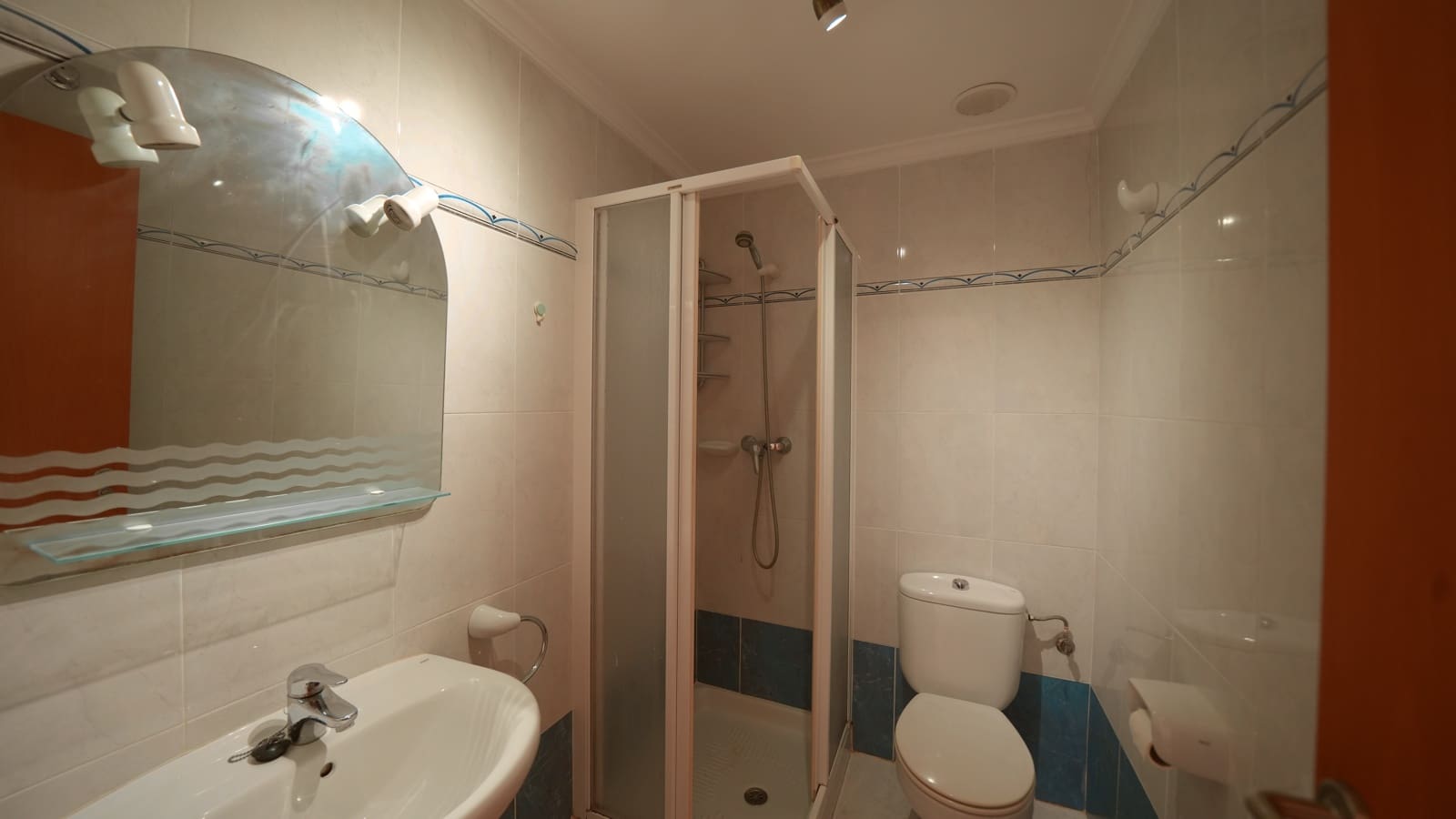 2 bedroom Apartment for sale in Denia with pool garage - € 275,000 (Ref: 10038535)