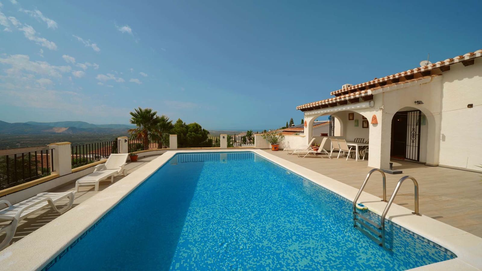 4 Zimmer Villa zu verkaufen in Monte Pego mit Pool Garage - 480.000 € (Ref: 10049896)