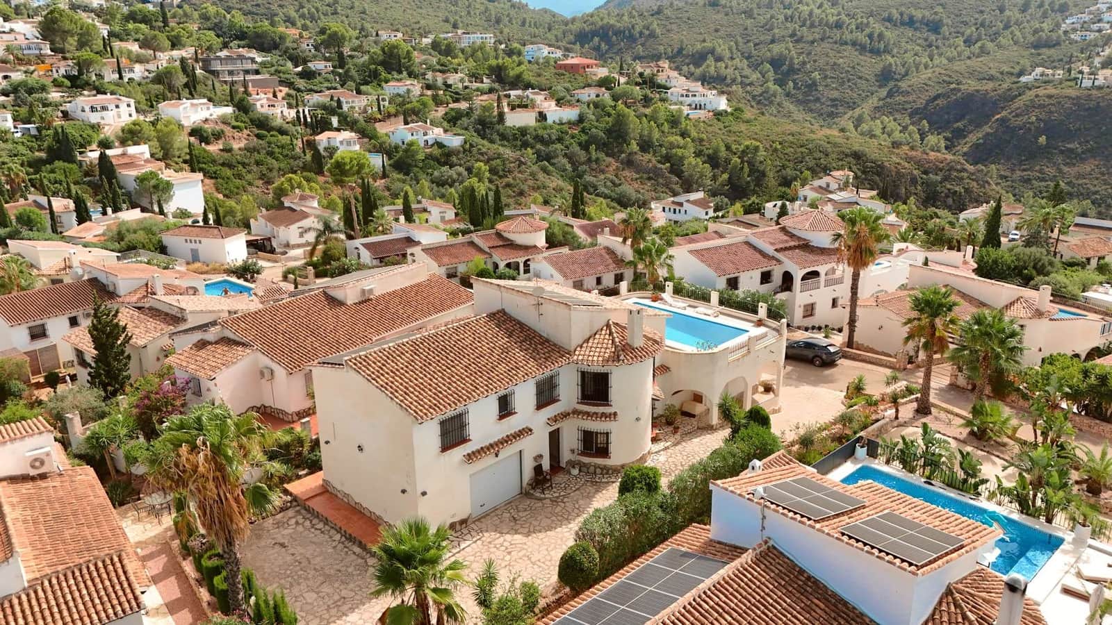 4 Zimmer Villa zu verkaufen in Monte Pego mit Pool Garage - 480.000 € (Ref: 10049896)