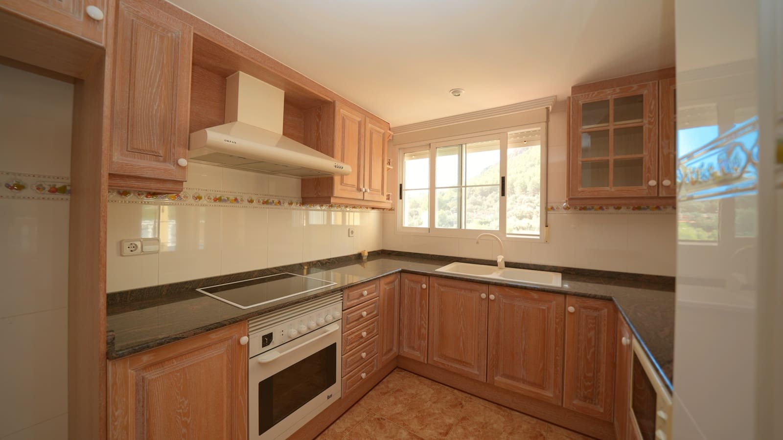 5 bedroom Villa for sale in Orba with pool garage - € 450,000 (Ref: 10064786)