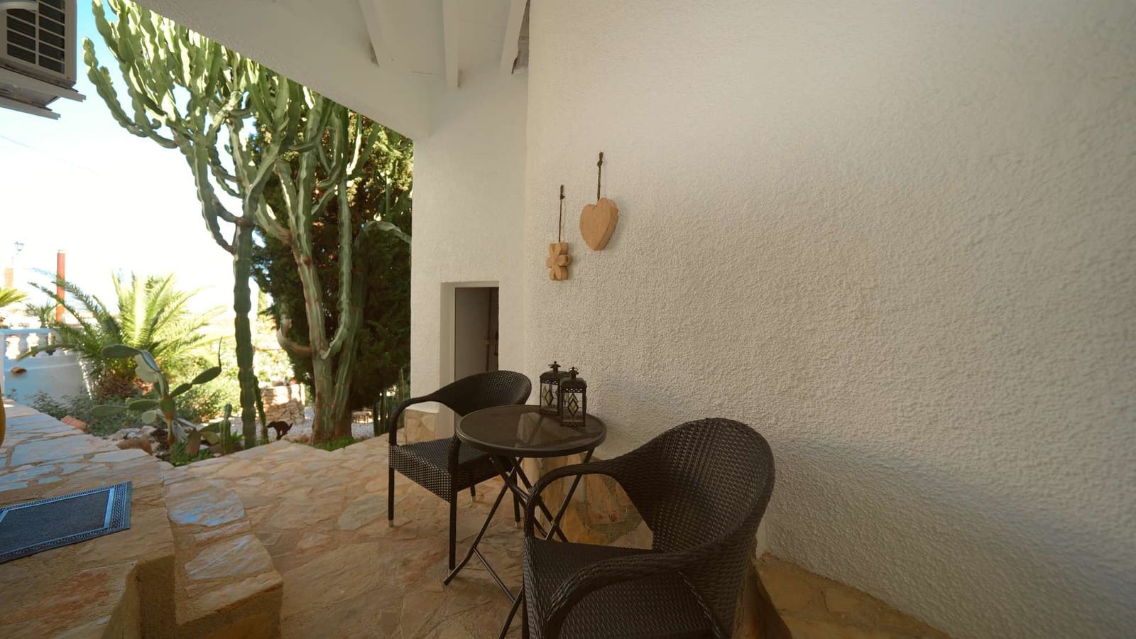 5 bedroom Villa for sale in Pedreguer with pool - € 525,000 (Ref: 10076531)