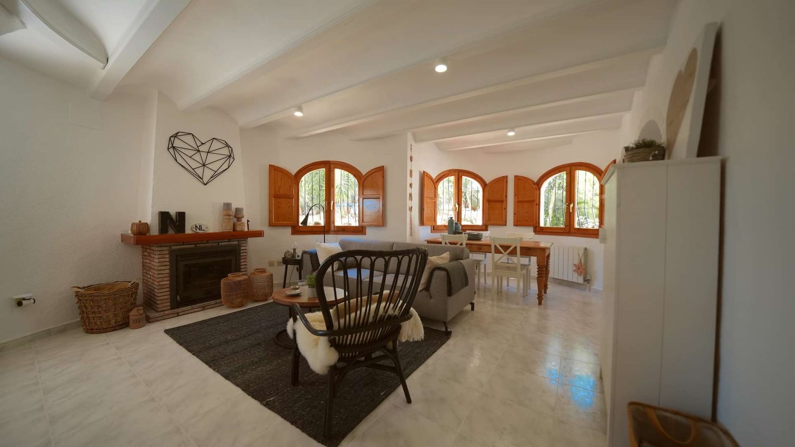 5 bedroom Villa for sale in Pedreguer with pool - € 525,000 (Ref: 10076531)