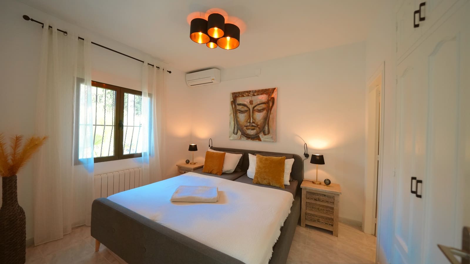 4 bedroom Villa for sale in Orba with pool garage - € 525,000 (Ref: 10077538)