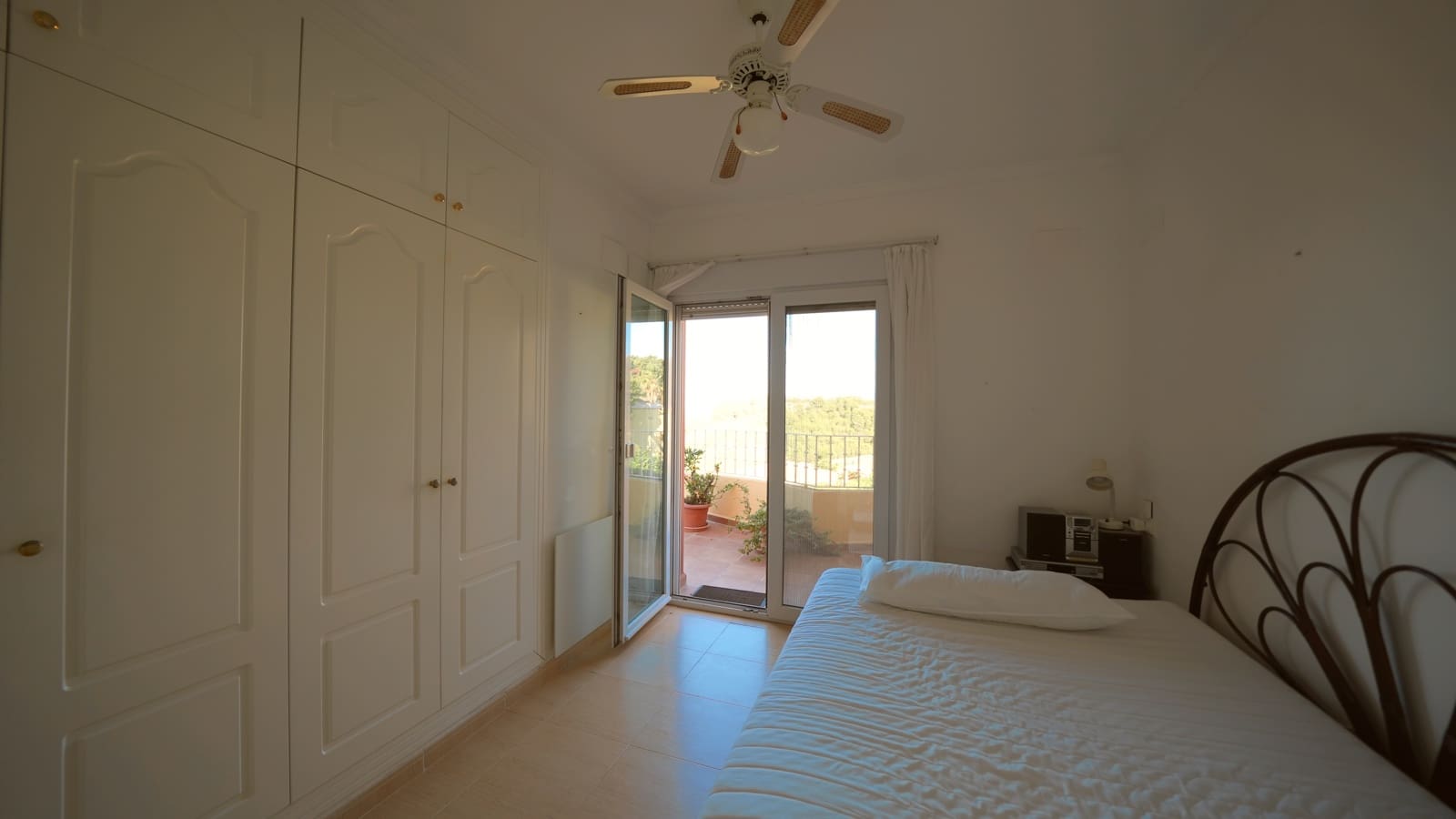 4 chambre Villa/Maison à vendre à Orba avec piscine - 399 000 € (Ref: 10106571)