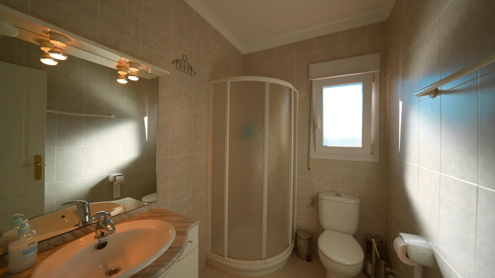 4 chambre Villa/Maison à vendre à Orba avec piscine - 399 000 € (Ref: 10106571)