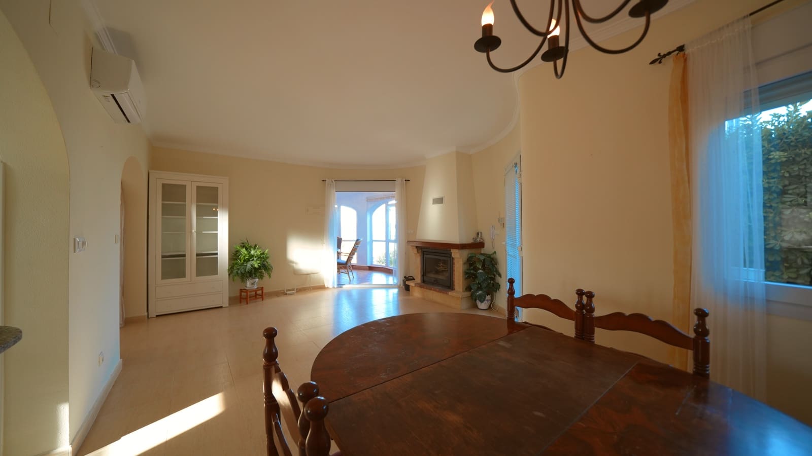 4 chambre Villa/Maison à vendre à Orba avec piscine - 399 000 € (Ref: 10106571)
