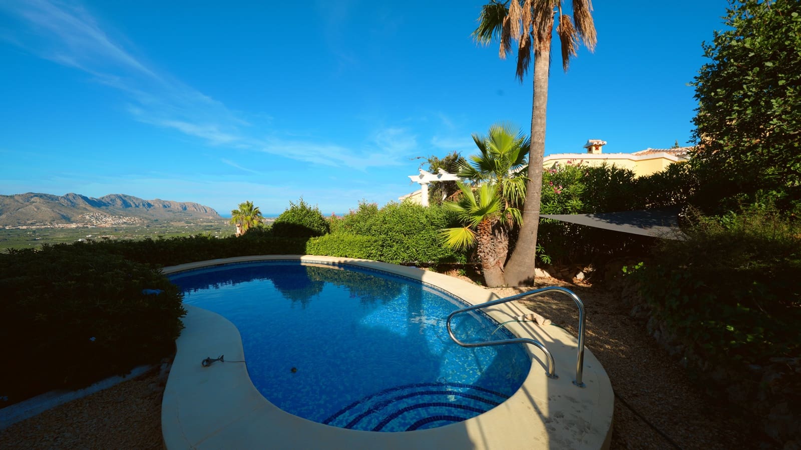 4 chambre Villa/Maison à vendre à Orba avec piscine - 399 000 € (Ref: 10106571)