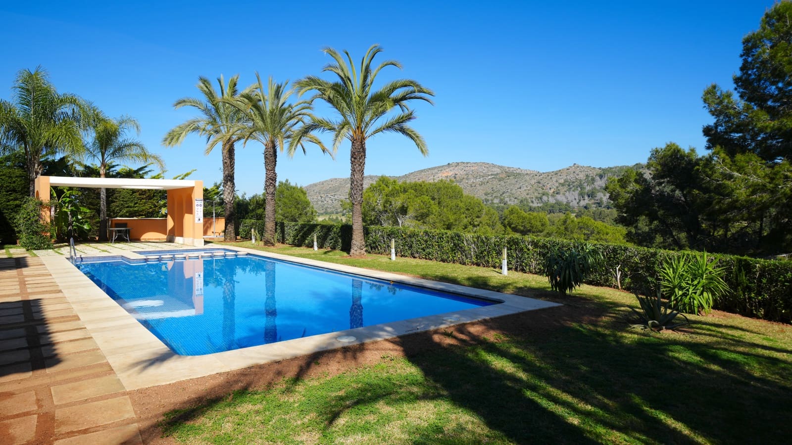 Apartamento de 2 habitaciones en Pedreguer en venta con piscina garaje - 389.000 € (Ref: 10141561)