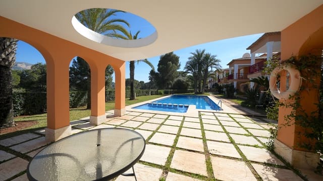 Apartamento de 2 habitaciones en Pedreguer en venta con piscina garaje - 389.000 € (Ref: 10141561)