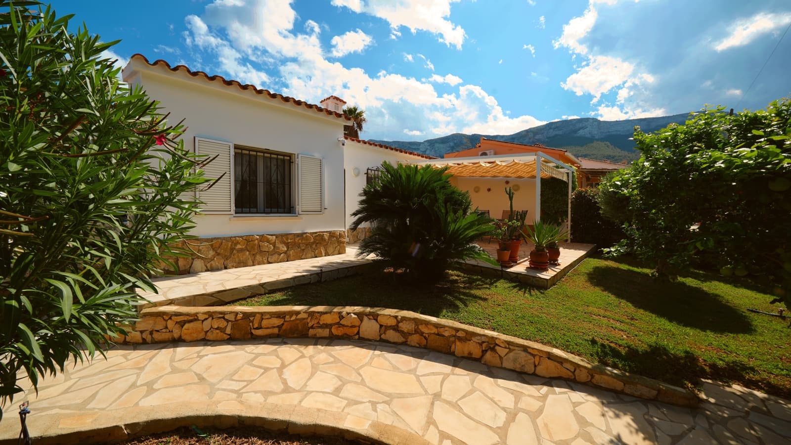 2 quarto Moradia para venda em Denia com piscina garagem - 330 000 € (Ref: 10145222)