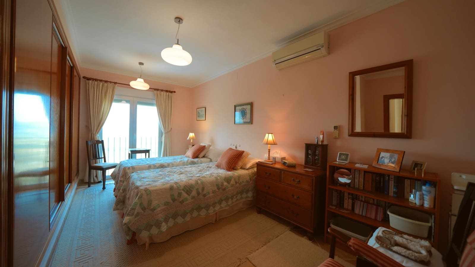 4 bedroom Villa for sale in Orba with pool garage - € 499,000 (Ref: 10162404)