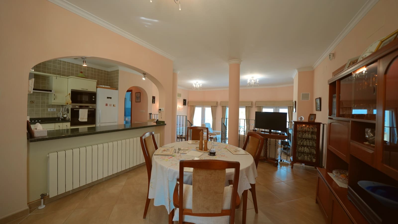 4 bedroom Villa for sale in Orba with pool garage - € 499,000 (Ref: 10162404)