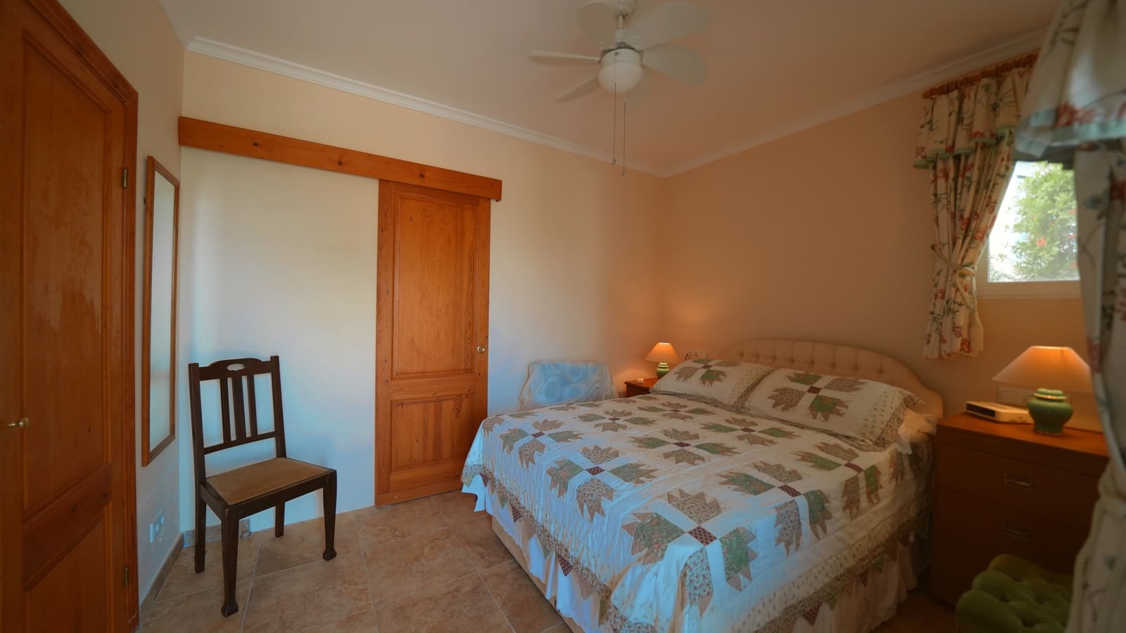 4 bedroom Villa for sale in Orba with pool garage - € 499,000 (Ref: 10162404)
