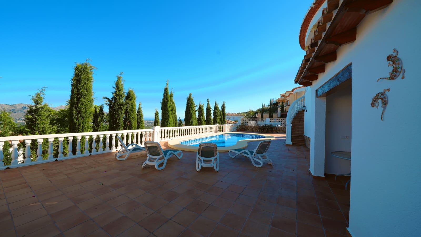 2 bedroom Villa for sale in Orba with pool garage - € 399,000 (Ref: 10172392)