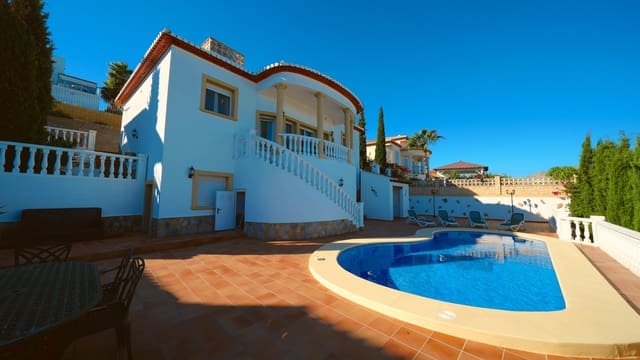 2 soverom Villa til salgs i Orba - € 399 000 (Ref: 10172392)