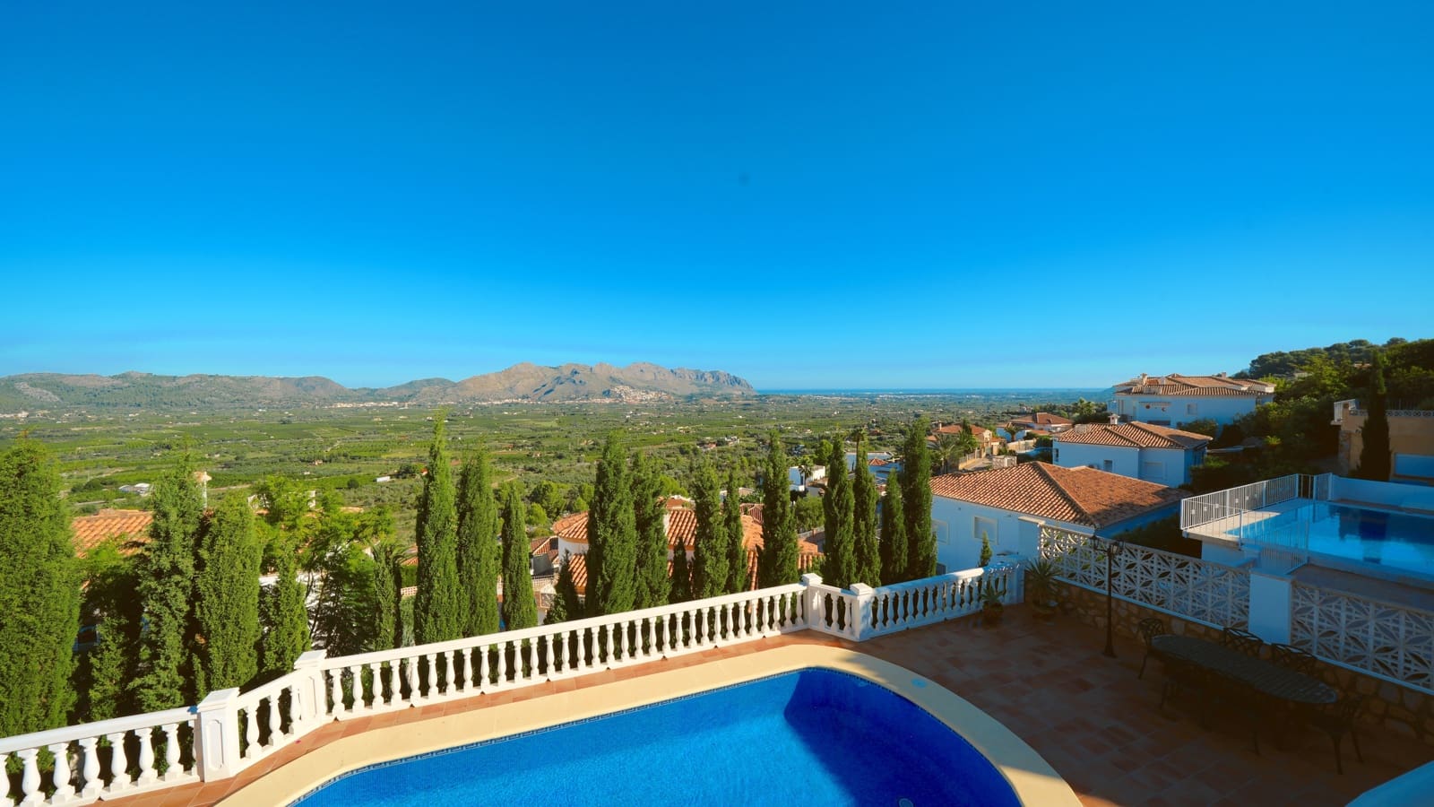 2 bedroom Villa for sale in Orba with pool garage - € 399,000 (Ref: 10172392)