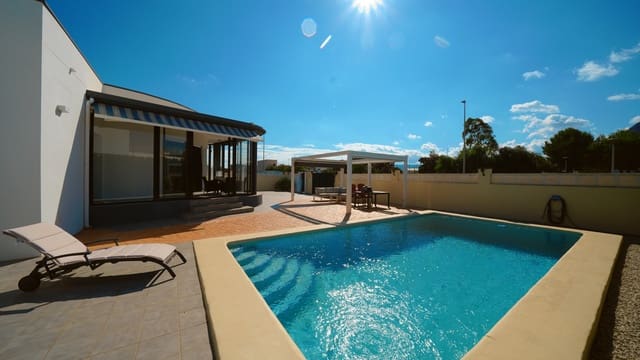 3 soveværelse Villa til salg i El Vergel / Verger med swimmingpool garage - € 535.000 (Ref: 10172393)