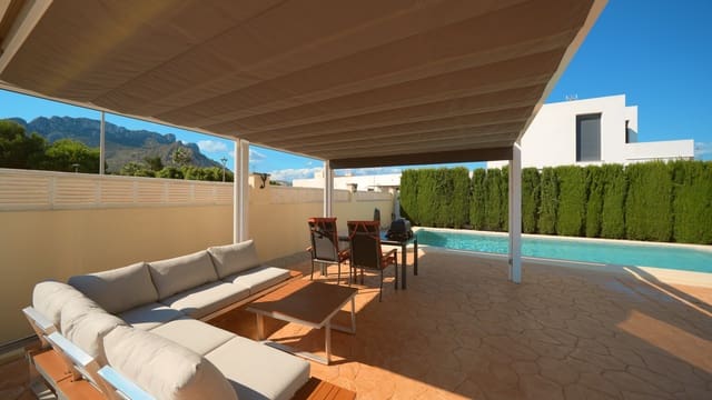 3 soveværelse Villa til salg i El Vergel / Verger med swimmingpool garage - € 535.000 (Ref: 10172393)