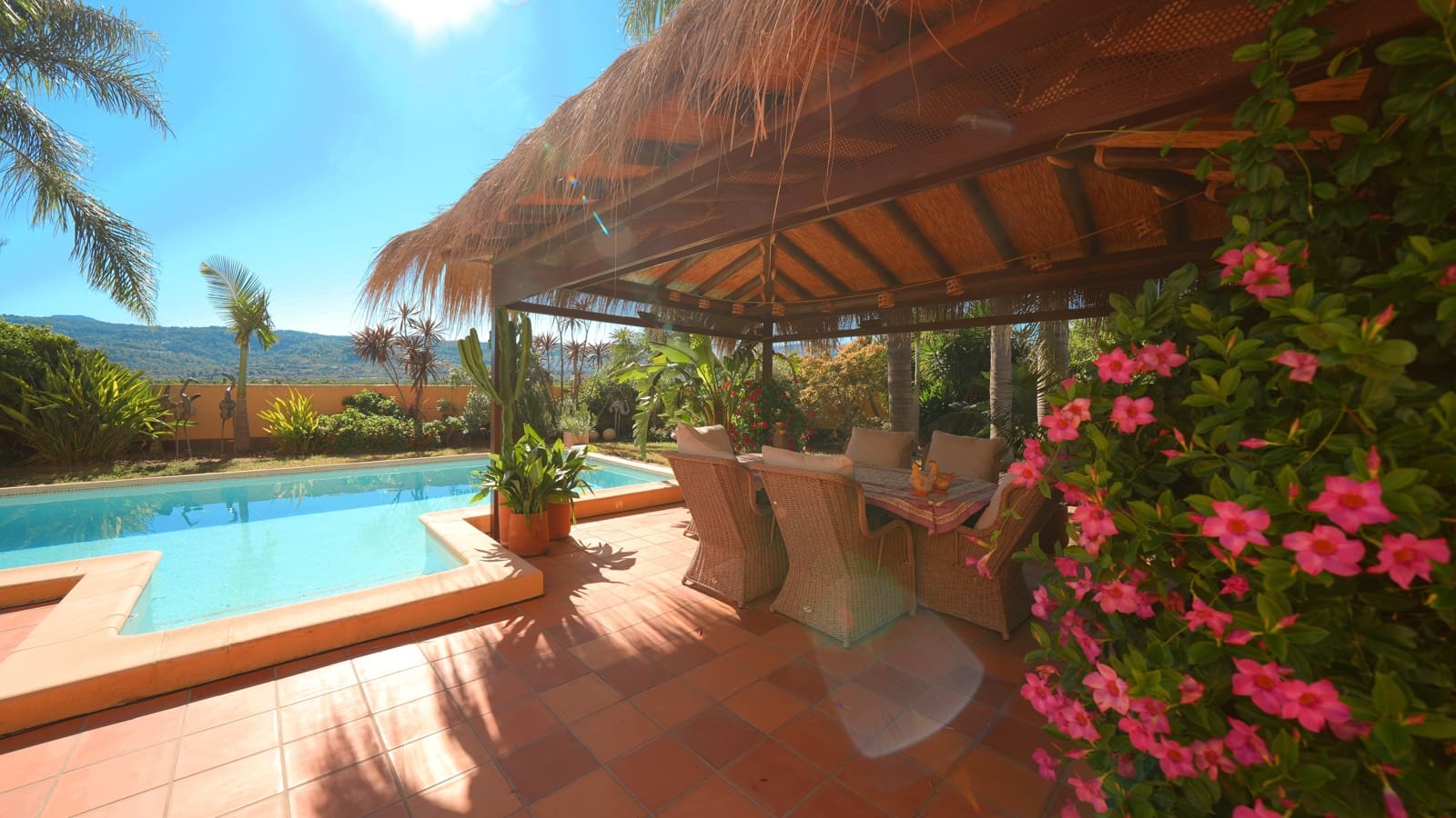 3 slaapkamer Finca/Landhuis te koop in Tormos met zwembad garage - € 940.000 (Ref: 10174243)
