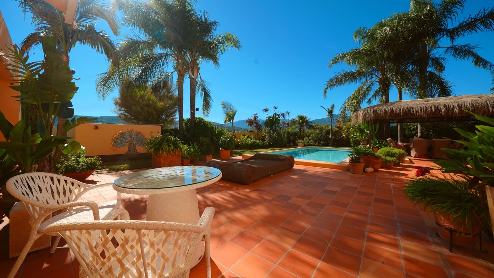 3 slaapkamer Finca/Landhuis te koop in Tormos met zwembad garage - € 940.000 (Ref: 10174243)