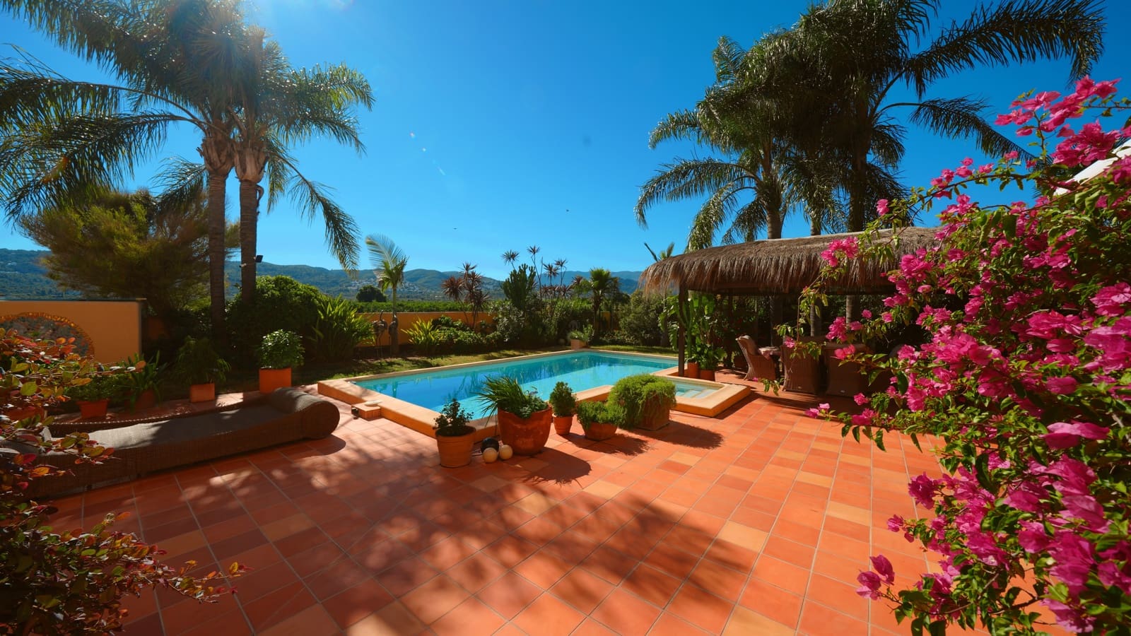 3 slaapkamer Finca/Landhuis te koop in Tormos met zwembad garage - € 940.000 (Ref: 10174243)