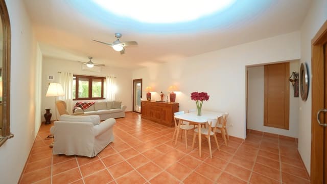 2 Zimmer Apartment zu verkaufen in Murla mit Pool Garage - 215.000 € (Ref: 10175668)