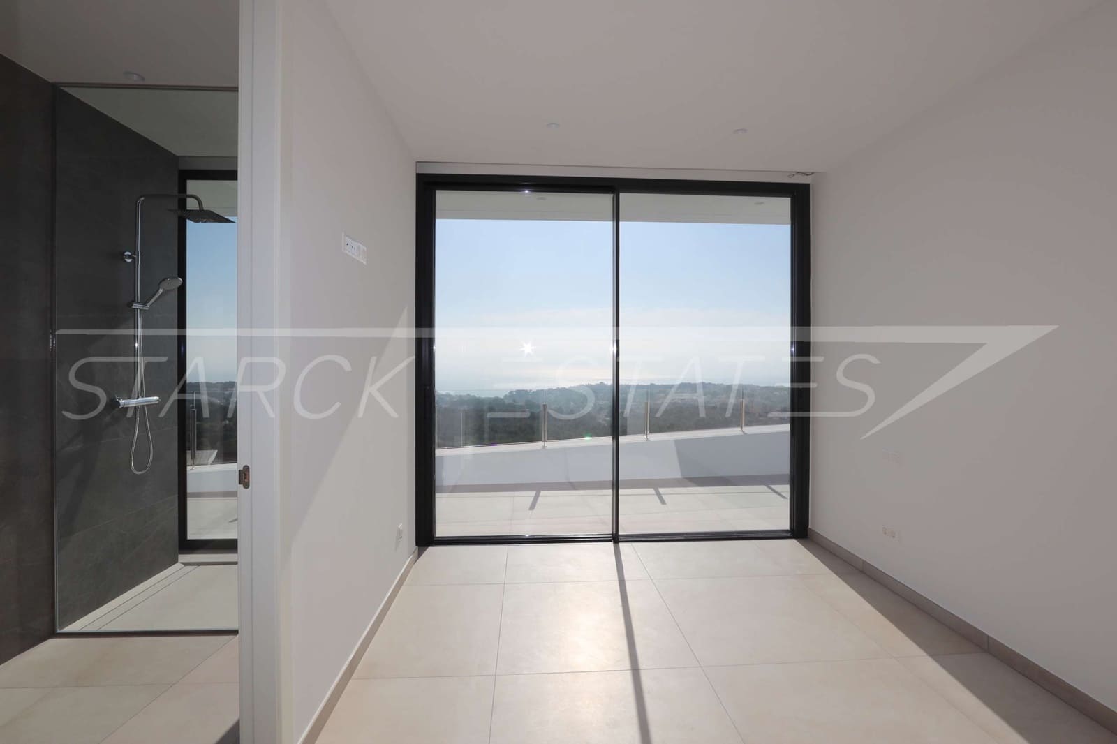 4 bedroom Villa for sale in Benissa with pool - € 2,900,000 (Ref: 2347917)