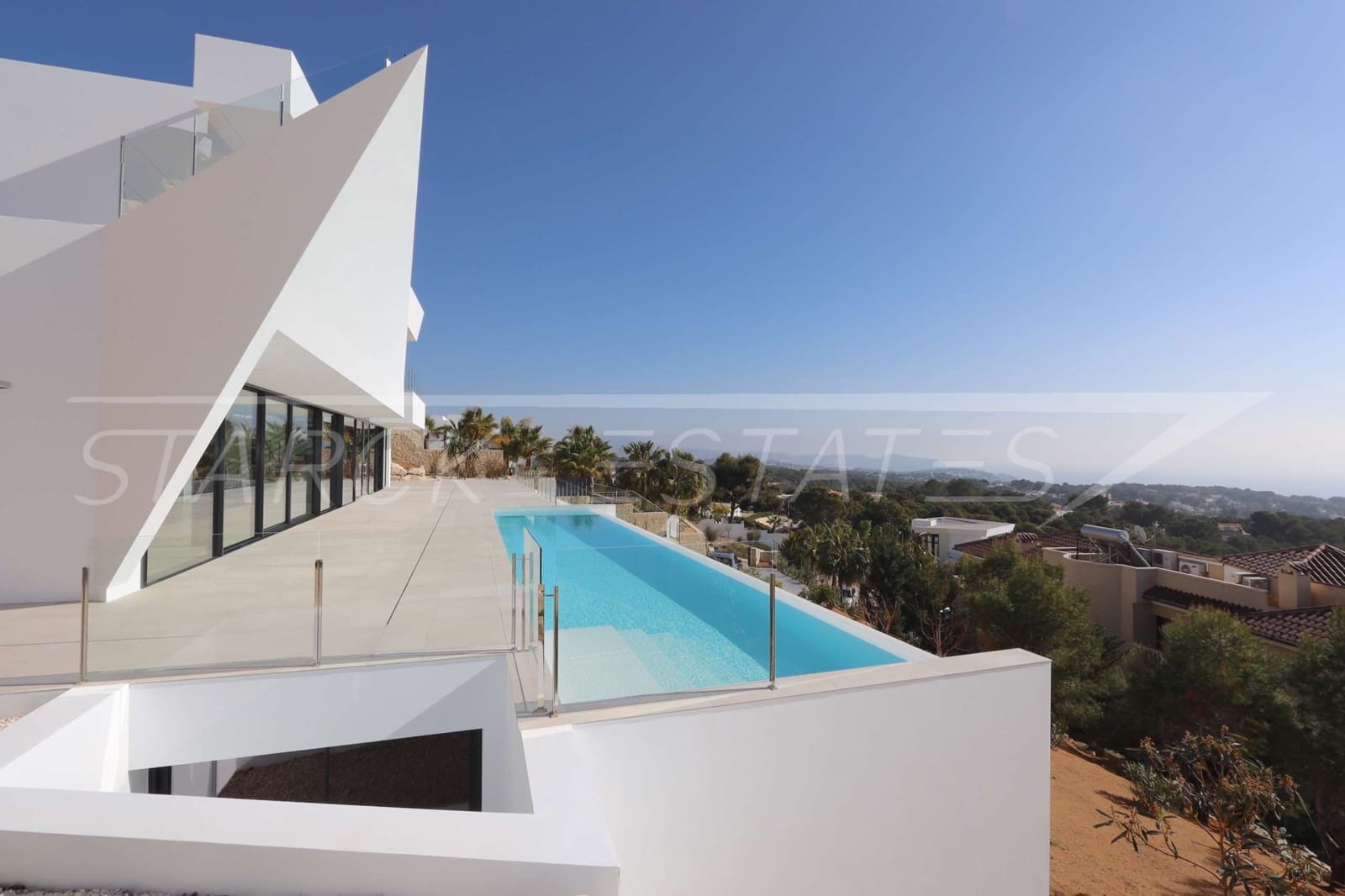 4 bedroom Villa for sale in Benissa with pool - € 2,900,000 (Ref: 2347917)