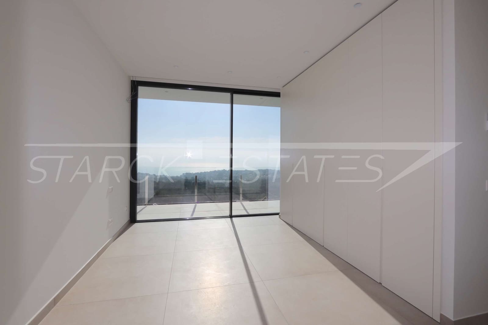 4 bedroom Villa for sale in Benissa with pool - € 2,900,000 (Ref: 2347917)