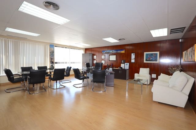 8 chambre Bureau à vendre à Centro Urbano, Dénia - 350 000 € (Ref: 5621403)