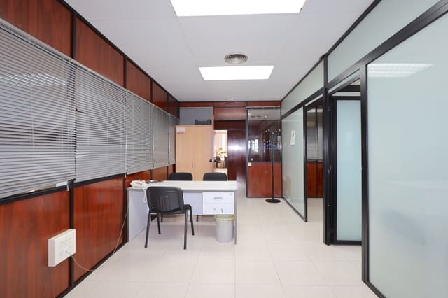 8 chambre Bureau à vendre à Centro Urbano, Dénia - 350 000 € (Ref: 5621403)