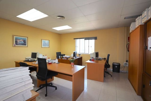 8 quarto Escritório para venda em Centro Urbano, Dénia - 350 000 € (Ref: 5621403)
