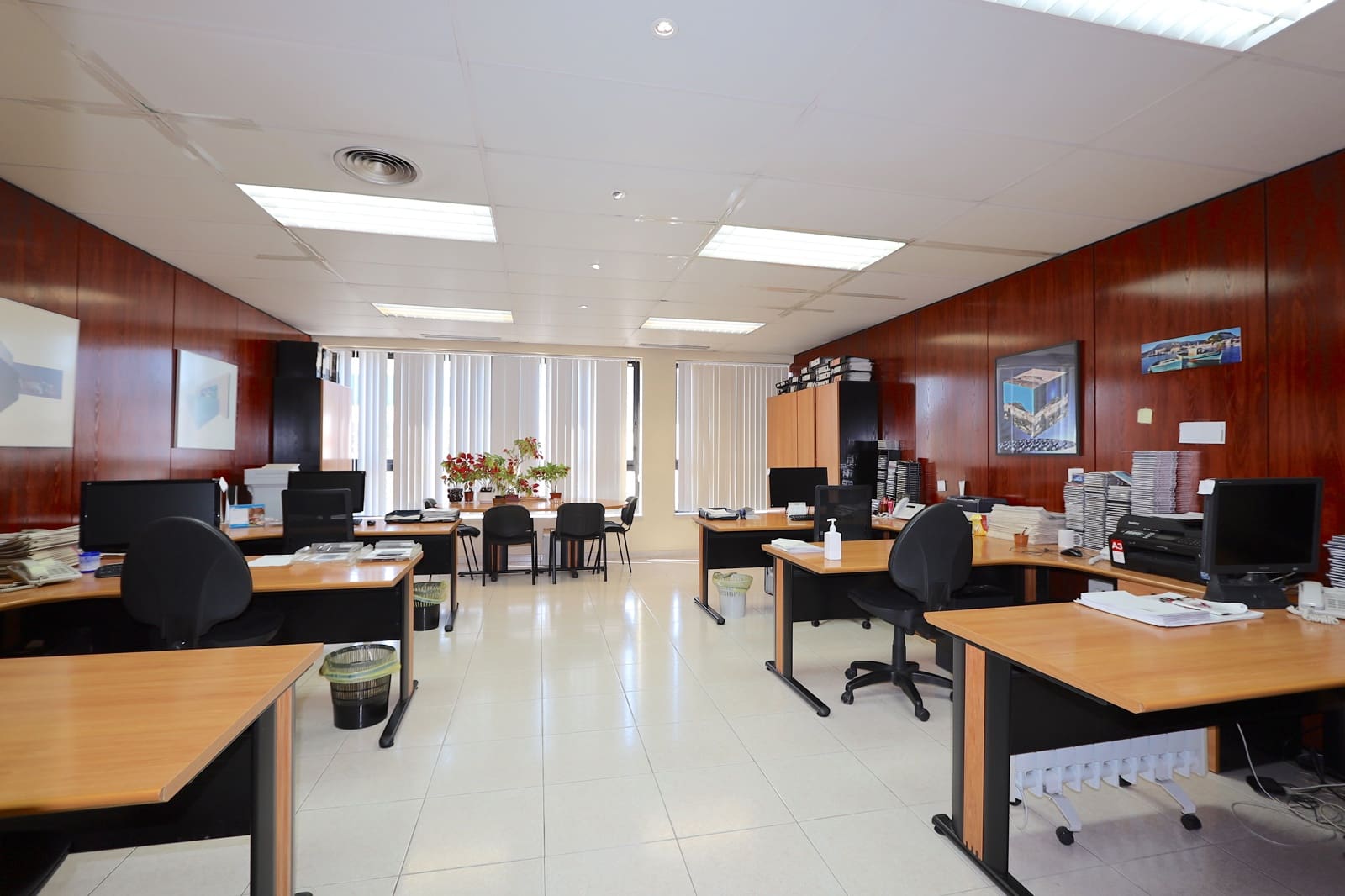 Kommersiell till salu i Denia - 350 000 € (Ref: 5621403)