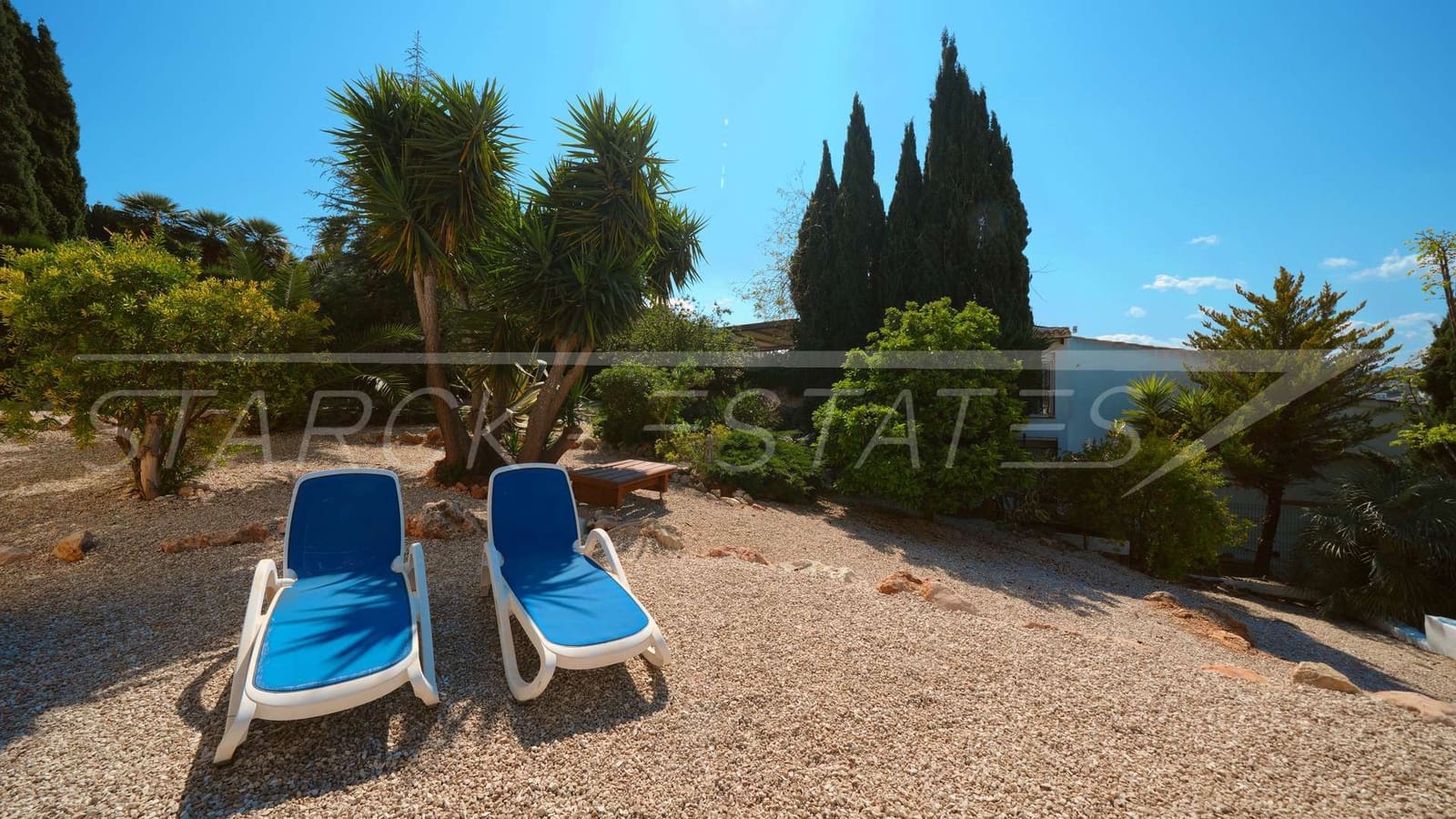 Chalet de 5 habitaciones en Monte Pego en venta con piscina garaje - 435.000 € (Ref: 6128393)