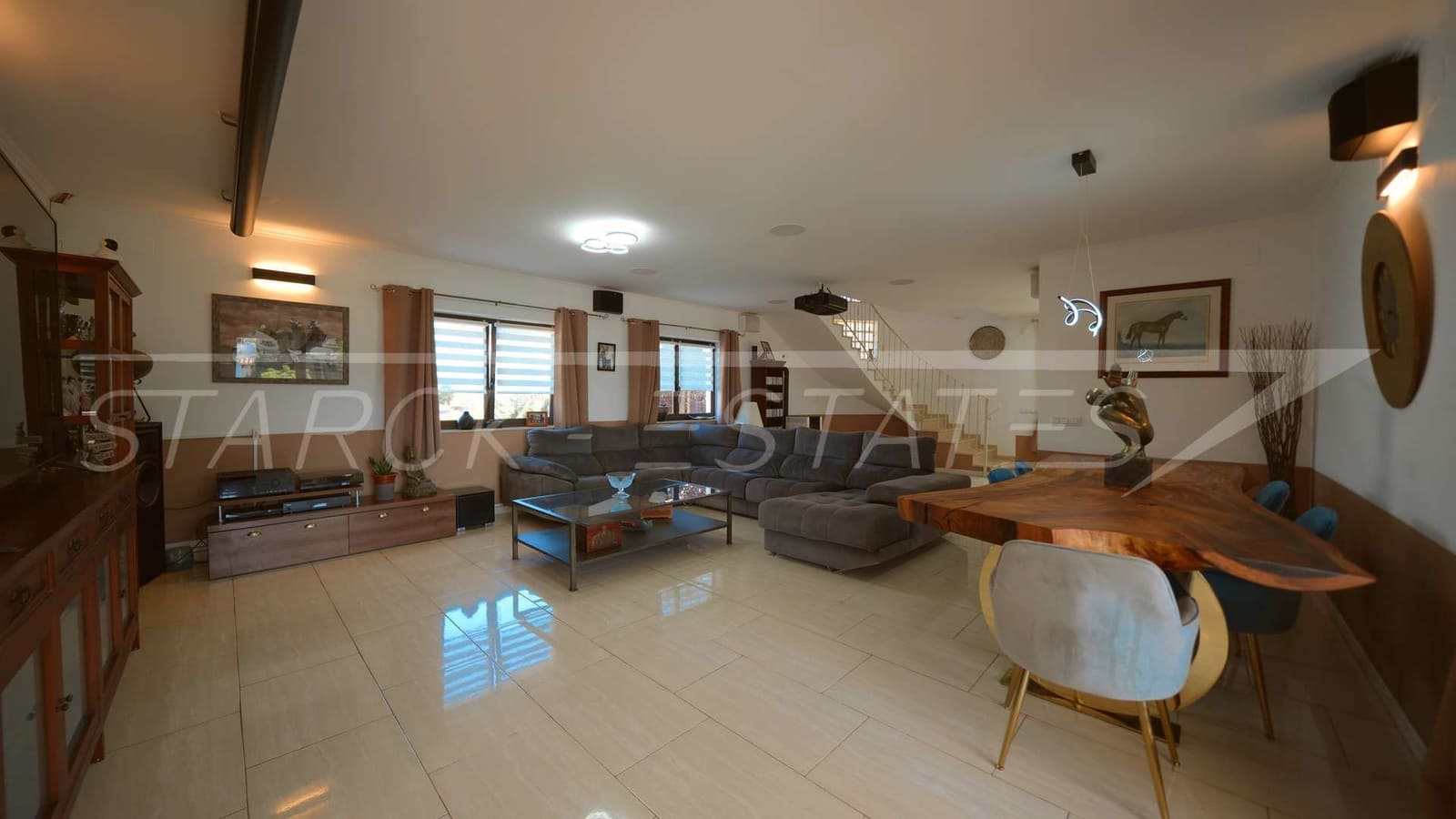 Chalet de 5 habitaciones en Monte Pego en venta con piscina garaje - 435.000 € (Ref: 6128393)