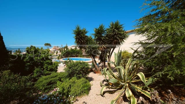 5 sypialnia Willa na sprzedaż w Monte Pego, Pego z basenem garażem - 435 000 € (Ref: 6128393)