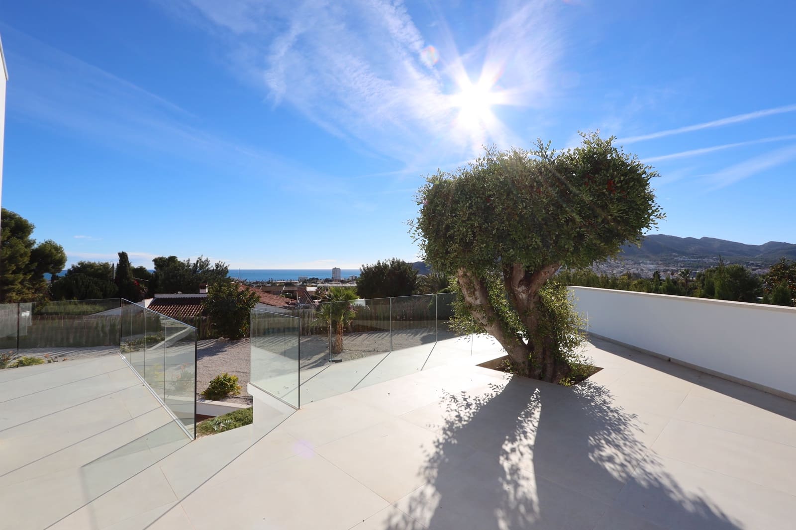 4 sypialnia Willa na sprzedaż w Altea z basenem garażem - 2 250 000 € (Ref: 6525019)