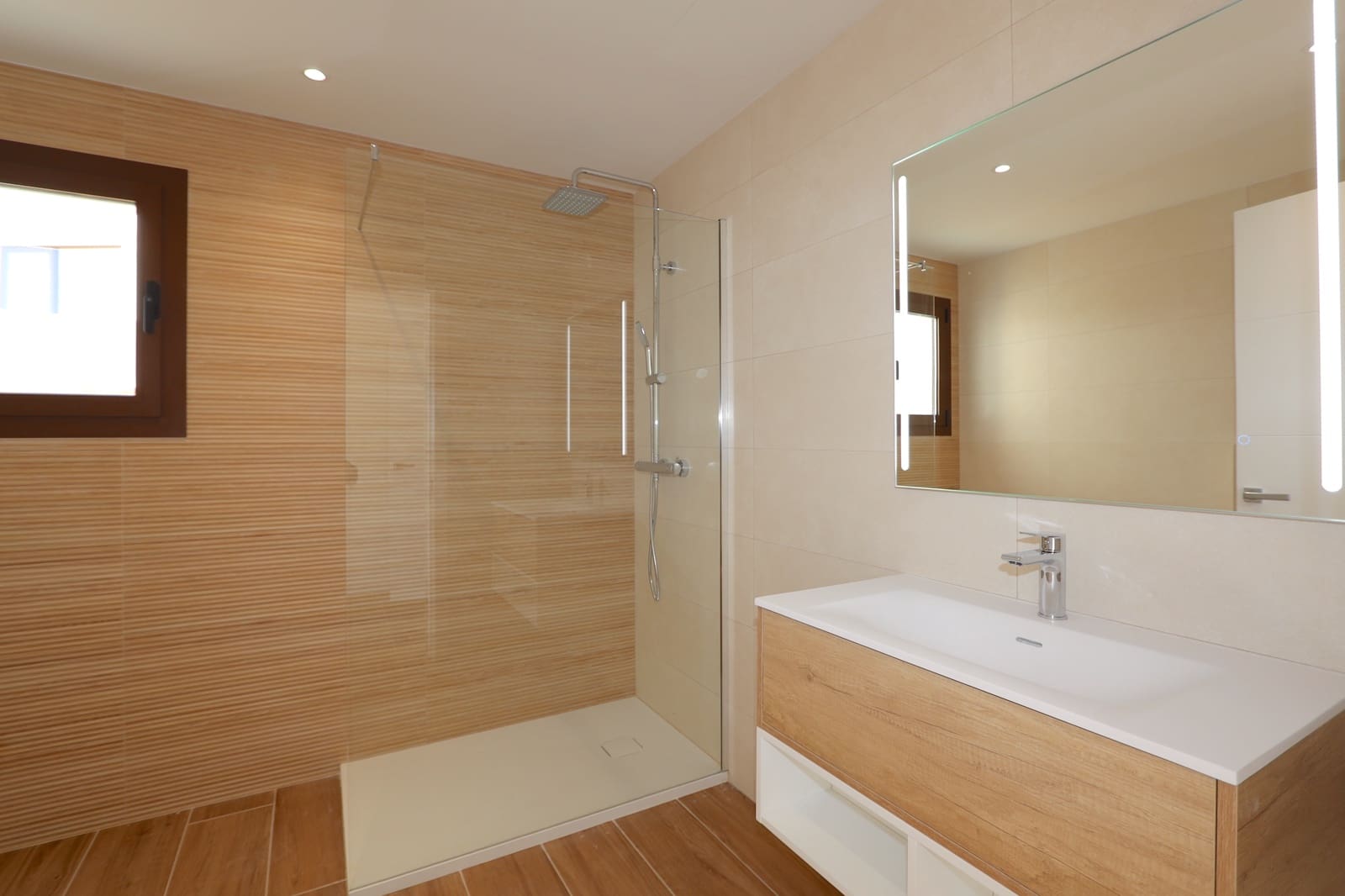 4 sypialnia Willa na sprzedaż w Altea z basenem garażem - 2 250 000 € (Ref: 6525019)