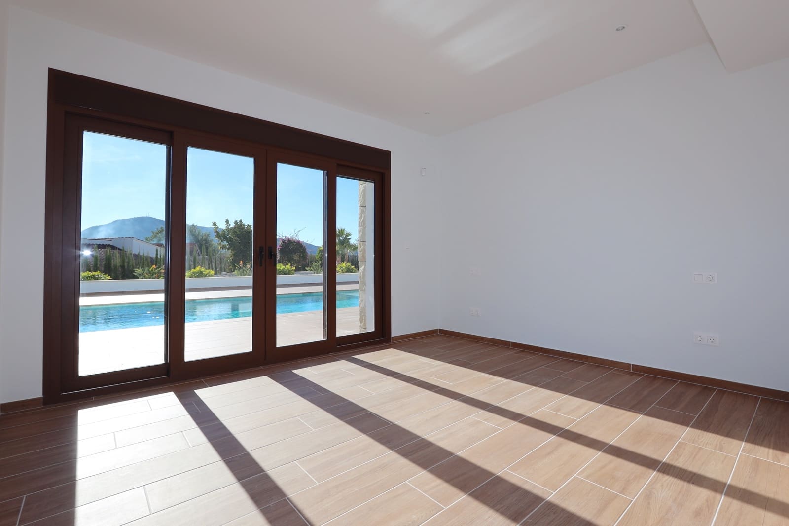 4 sypialnia Willa na sprzedaż w Altea z basenem garażem - 2 250 000 € (Ref: 6525019)