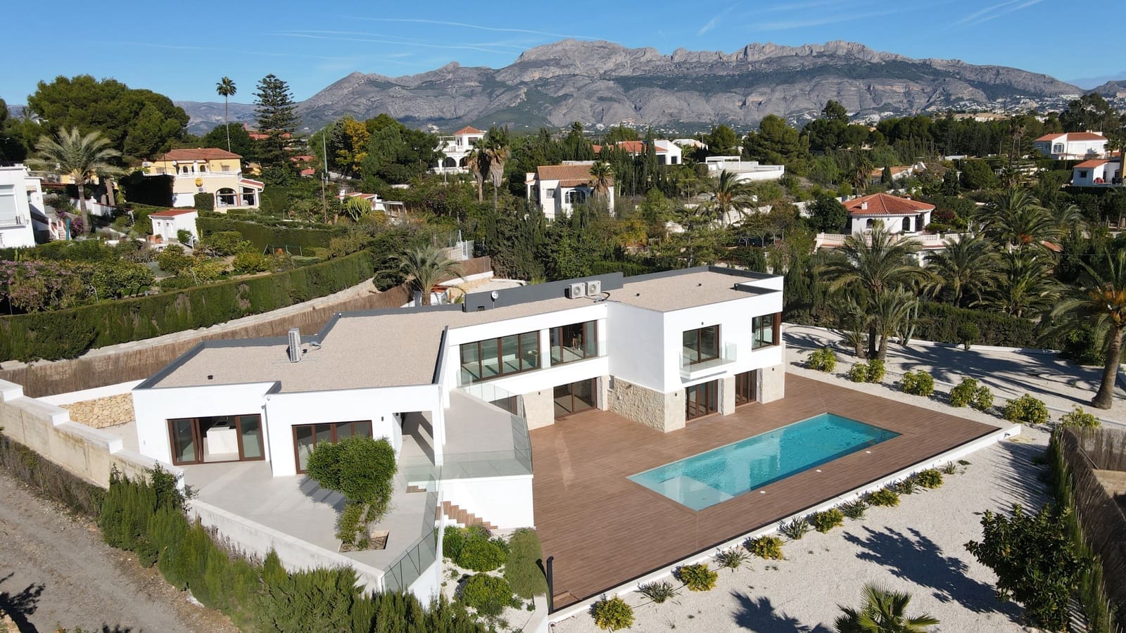4 sypialnia Willa na sprzedaż w Altea z basenem garażem - 2 250 000 € (Ref: 6525019)