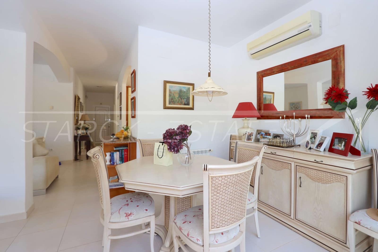 6 bedroom Villa for sale in Pedreguer with pool - € 650,000 (Ref: 6866970)